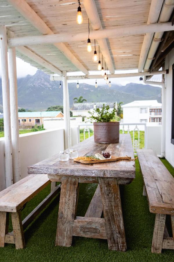Villa Le Roc Kleinmond Accommodation Εξωτερικό φωτογραφία
